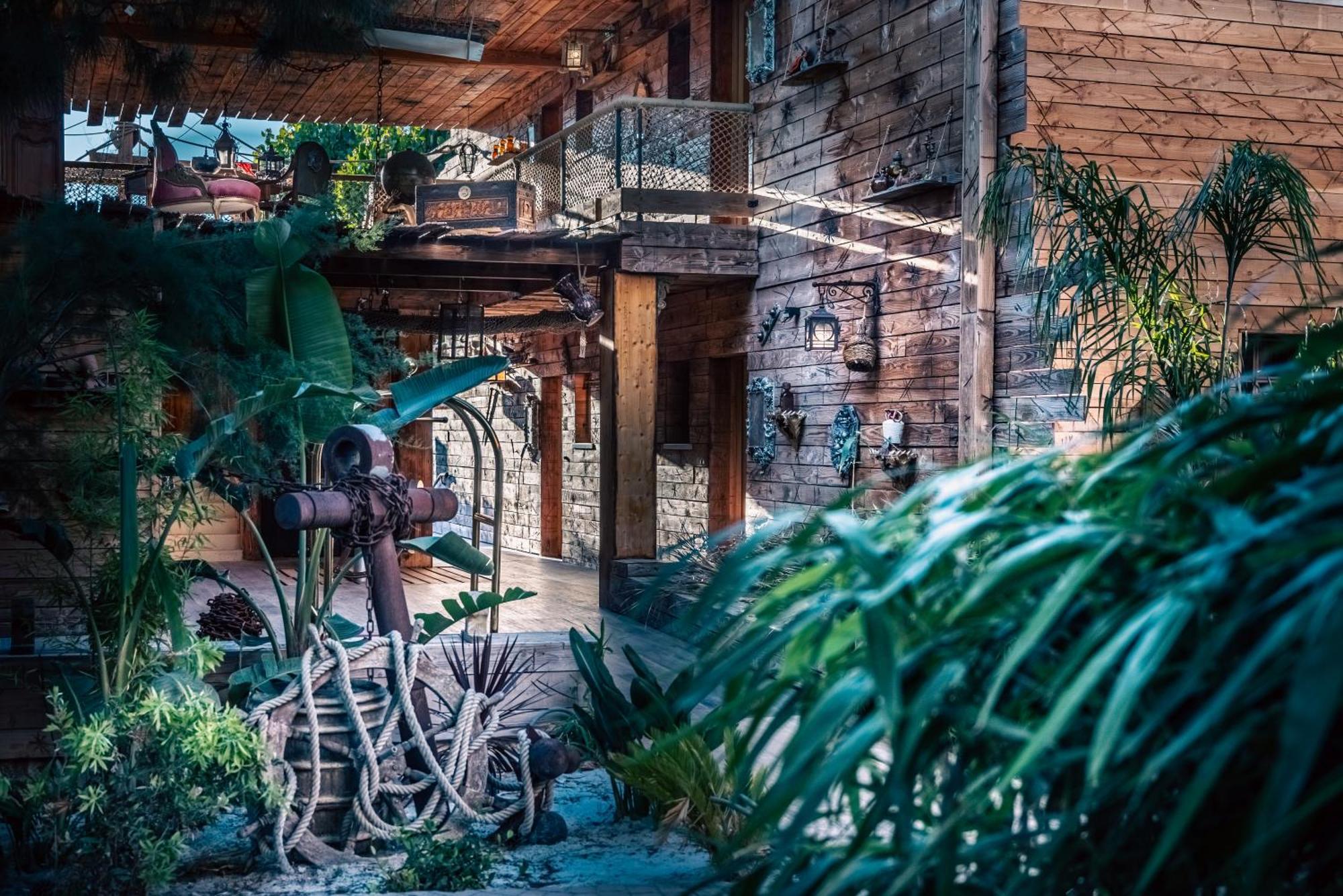 Hotel Pirates World Agde Exterior foto